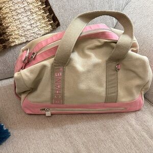 Pre owned Chanel Beige and Pink Travel Bag